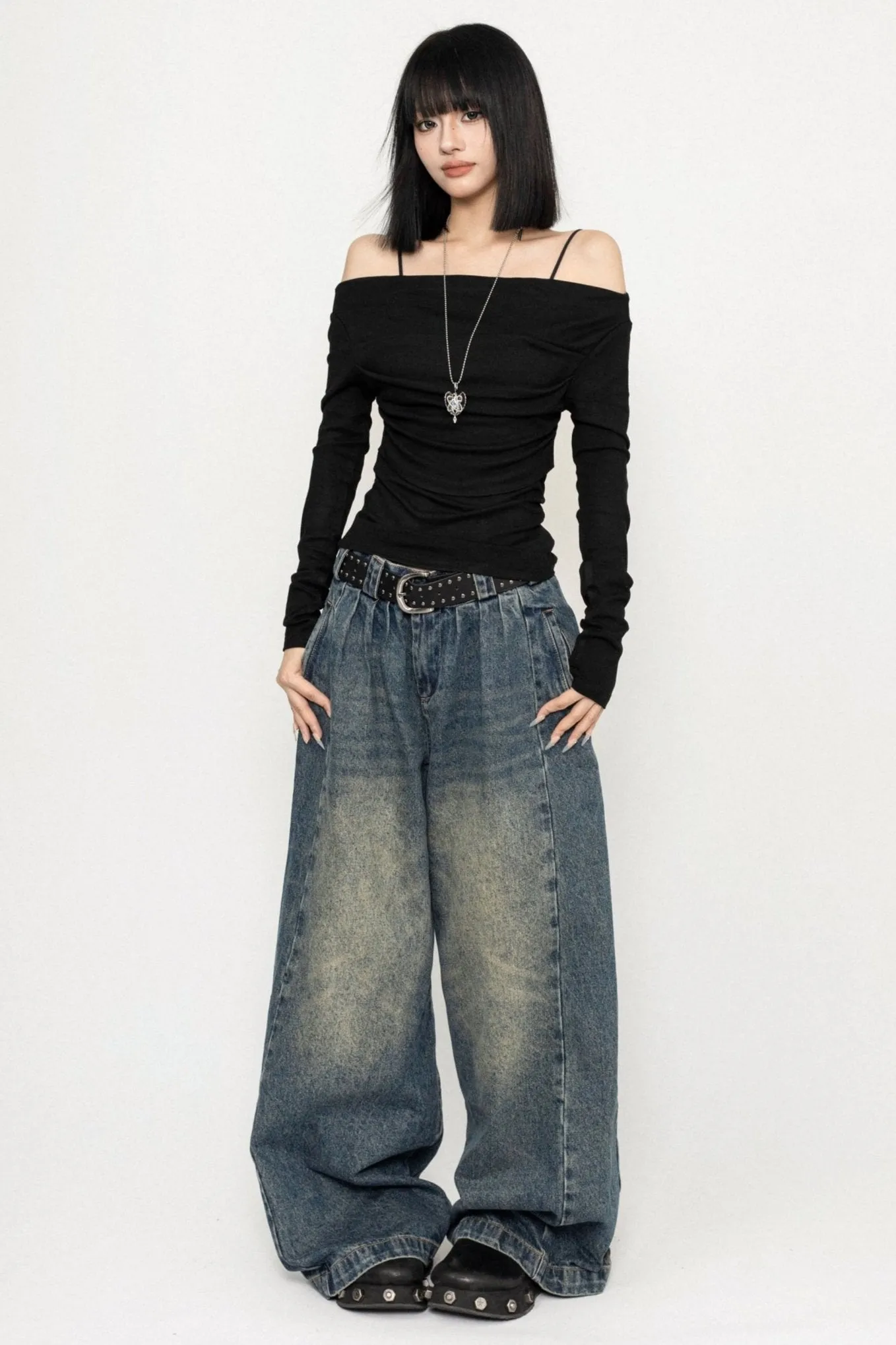 Babes Straight Off-Shoulder Top