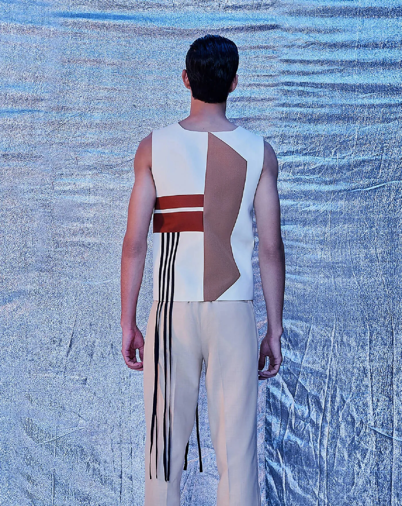 DECO PATTERNED VEST