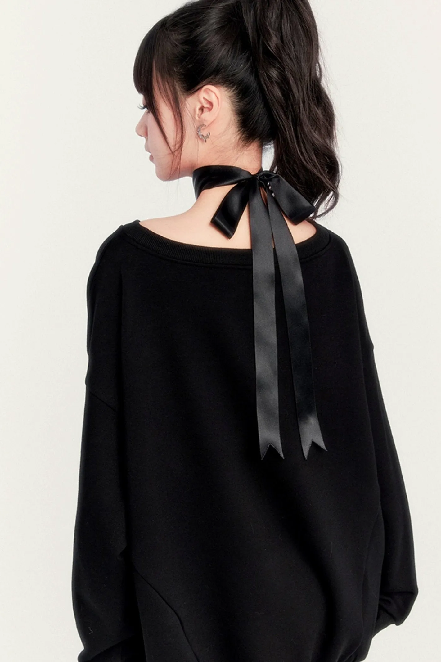 Loose Fleece Off-Shoulder Sweatshirt