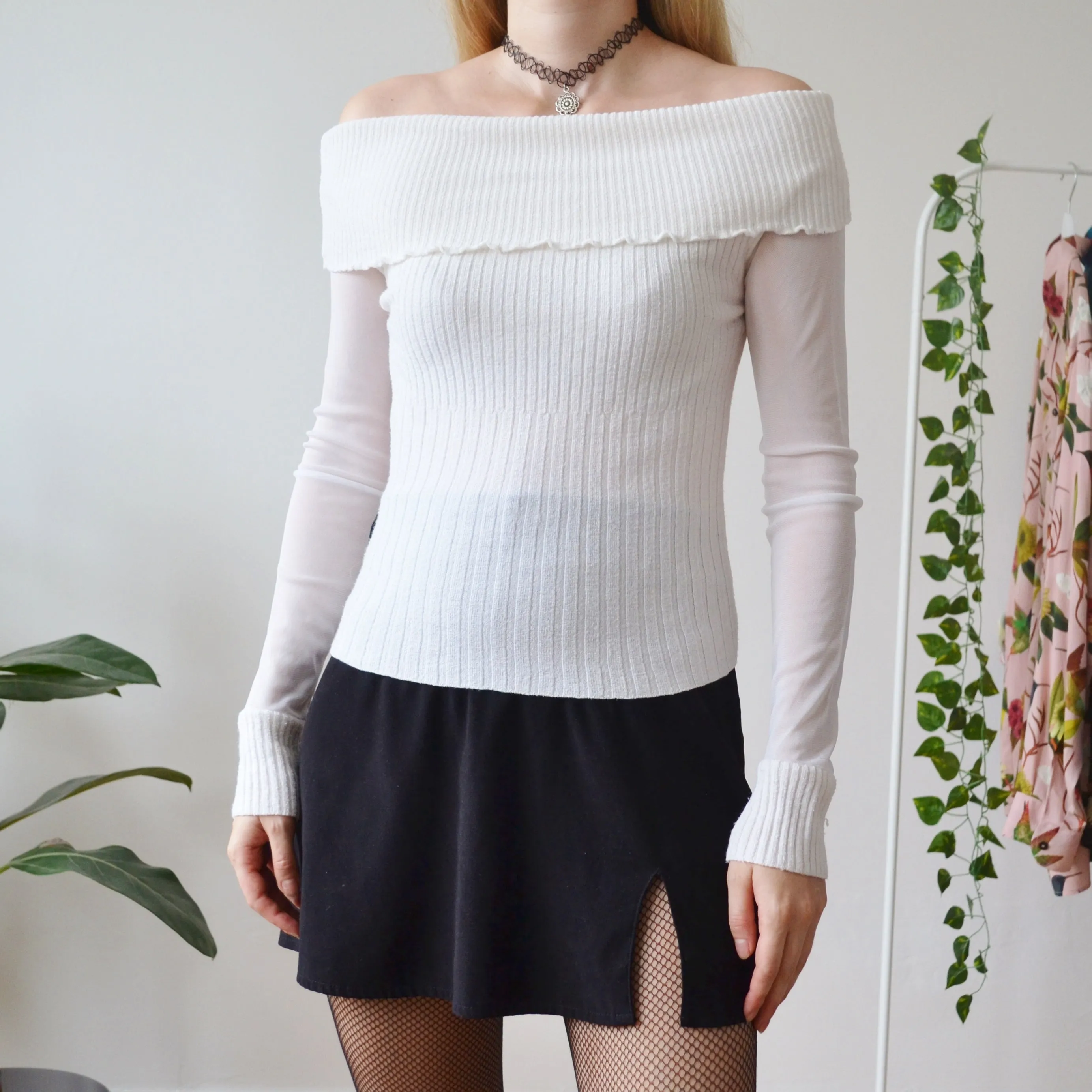 Off shoulder top S
