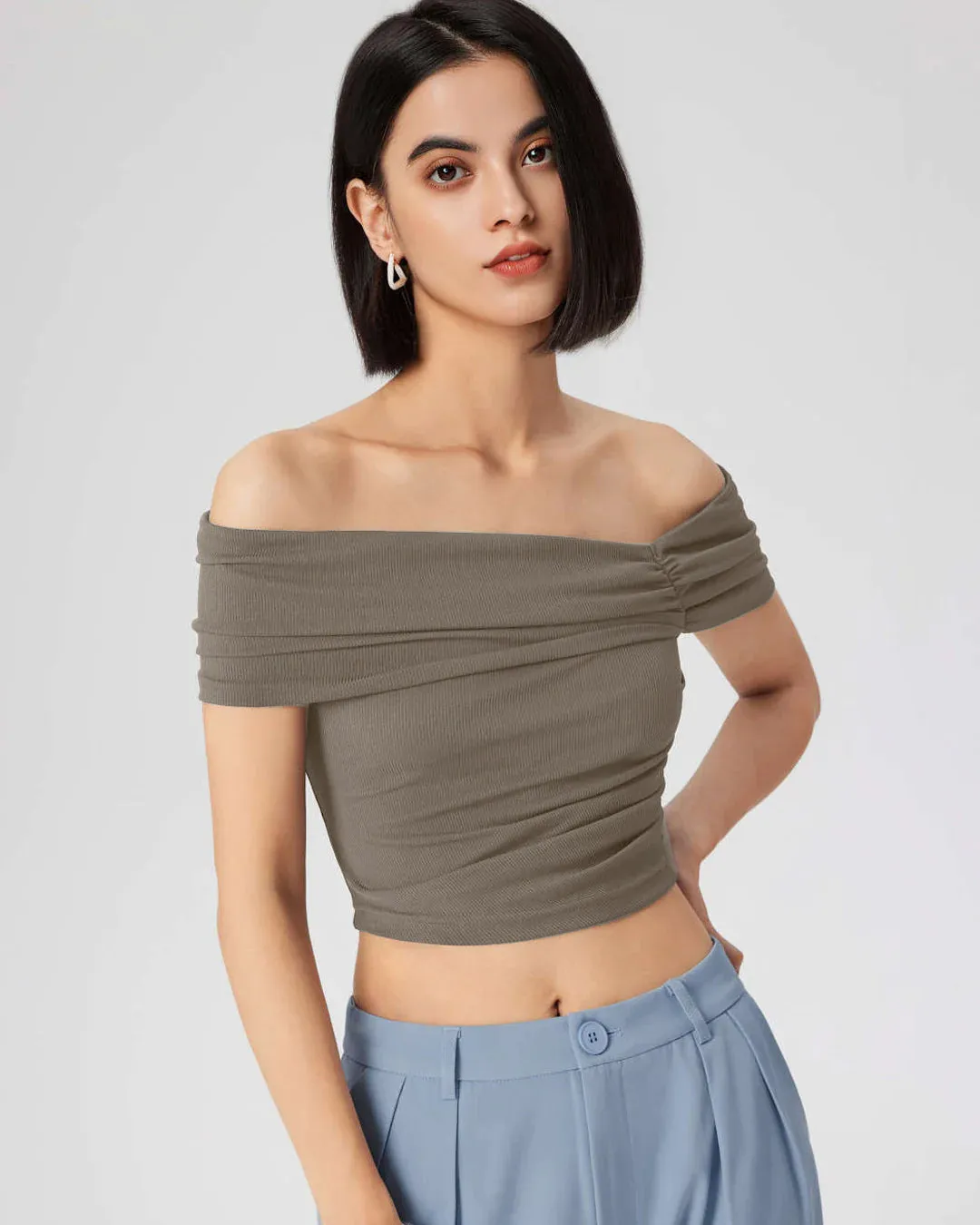 Ruched Off-Shoulder Short Sleeve Crop Top In Grey