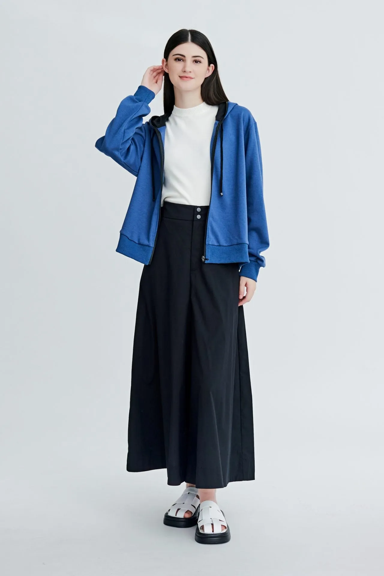 Wide-Legged Pants - Black