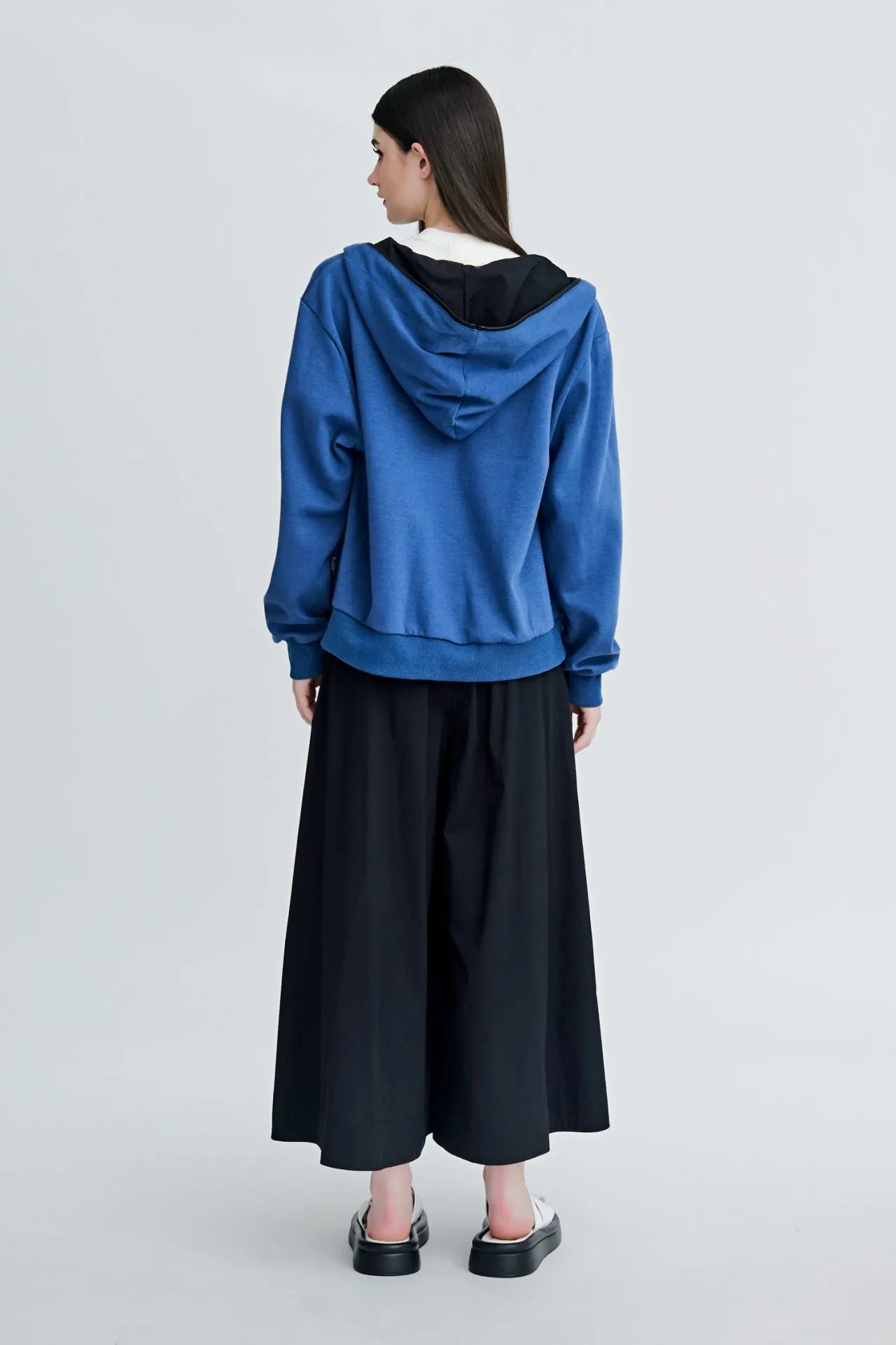 Wide-Legged Pants - Black